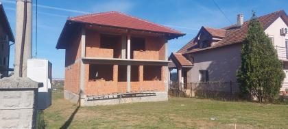 Kuca u Ostruznici na 15 ari placa